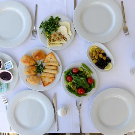 Otel Bay Nihat Lale *