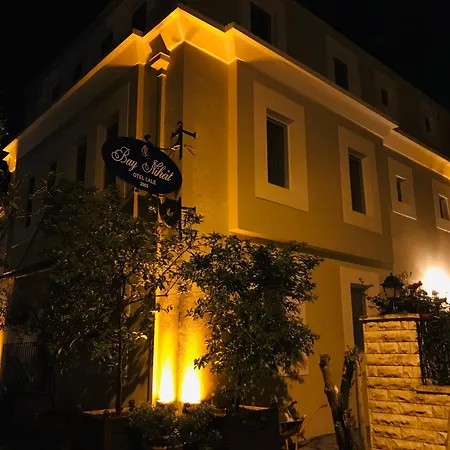 Hotel Bay Nihat Lale Ayvalı