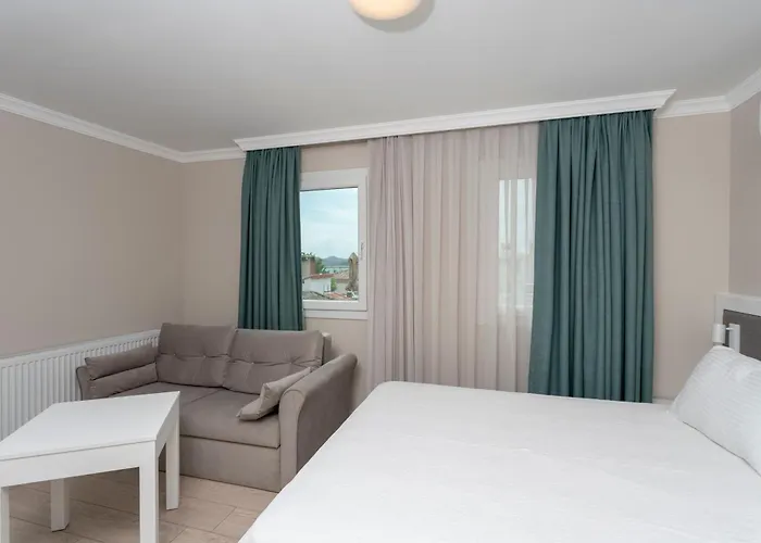 Bay Nihat Lale * Ayvalı