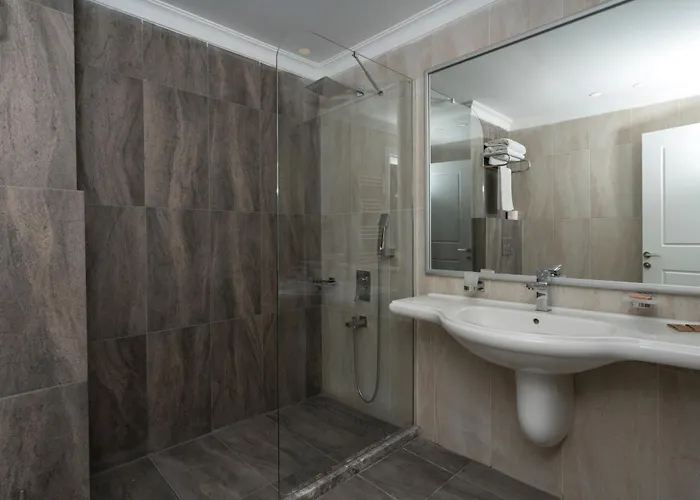 Bay Nihat Lale Hotel